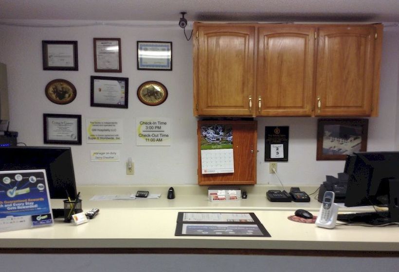 Motel Super 8 Winner Sd  | Winner | South Dakota | United States 19