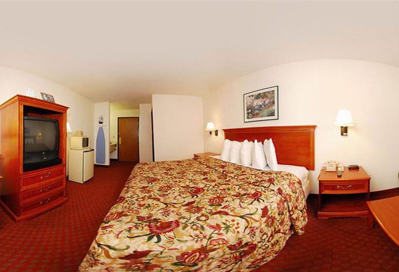 Hotel Super 8 Troy, IL St. Louis Area  | Troy | Illinois | United States 4