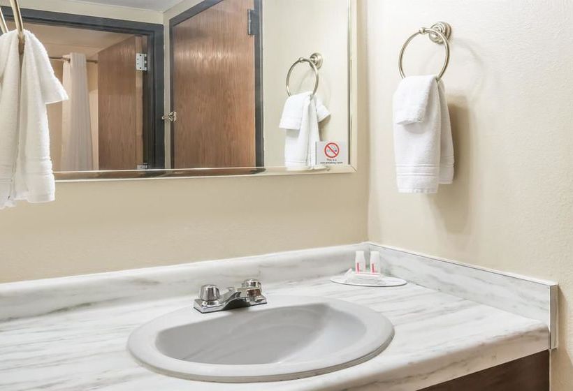 Super 8 Motel Luverne  | Luverne | Minnesota | United States 12