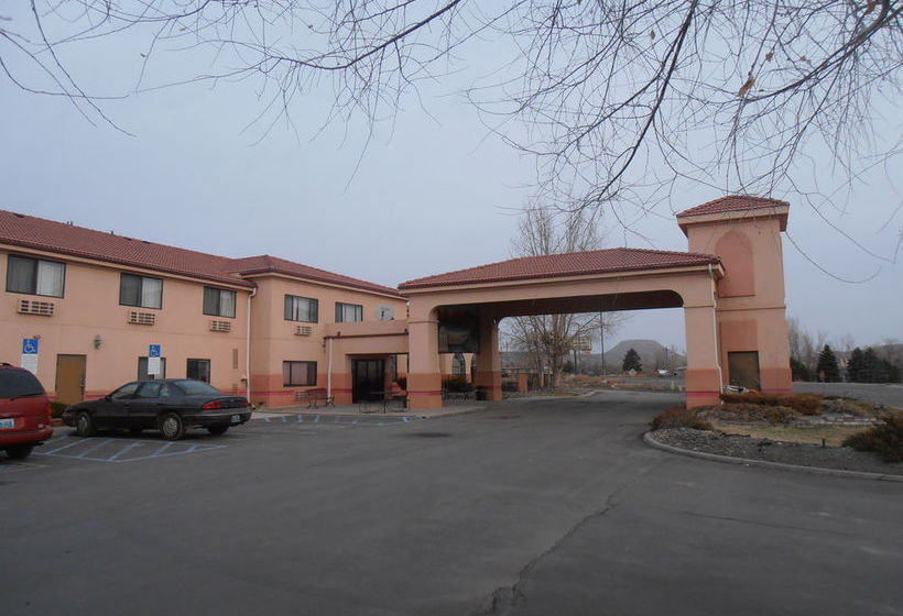 Motel Super 8 Thermopolis  Thermopolis Wyoming