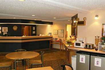 Super 8 Motel Marquette Michigan