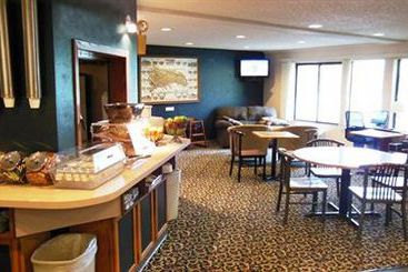 Super 8 Motel  | Marquette | Michigan | United States 2