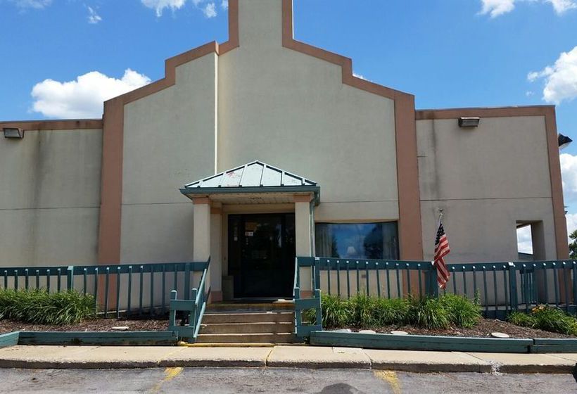 Motel Super 8 Clarion 