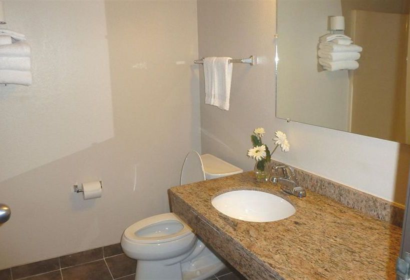 Super 8 Motel Jefferson City  | Jefferson City | Missouri | United States 9