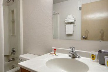 Super 8 Motel Sea Tac  | Seattle | Washington | United States 5