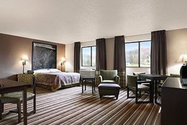 Hotel Super 8 Weston WV  | Weston | West Virginia | United States 1