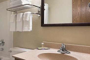 Hotel Super 8 Weston WV  | Weston | West Virginia | United States 3