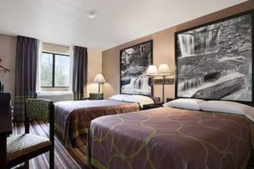 Hotel Super 8 Weston WV  | Weston | West Virginia | United States 4