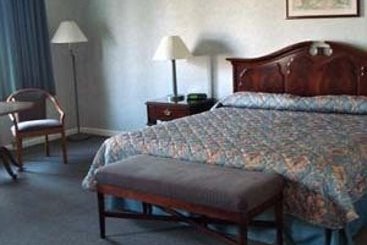 Surrey Inn Hotel  | Ashland | Ohio | United States 1