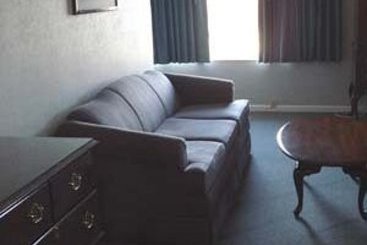 Surrey Inn Hotel  | Ashland | Ohio | United States 2