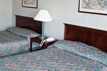 Surrey Inn Hotel  | Ashland | Ohio | United States 4