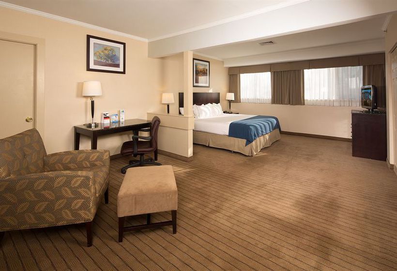 Hotel Holliday Inn Express Boston  | Waltham | Massachusetts | United States 14