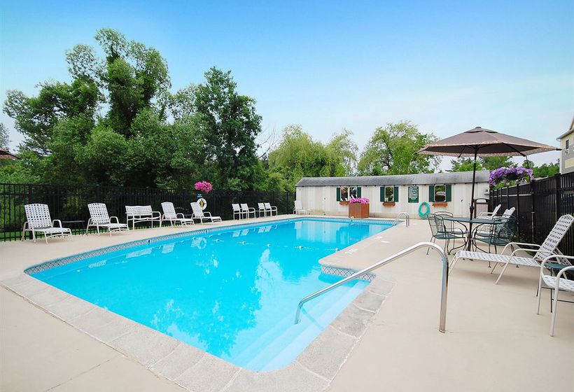 Quality Inn & Suites Evergreen Hotel  | Augusta | Maine | United States 16