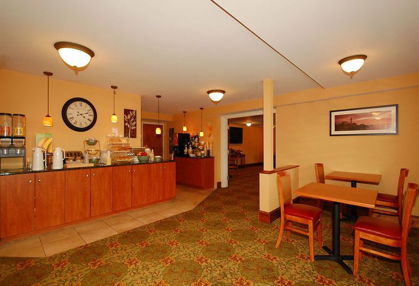 Quality Inn & Suites Evergreen Hotel  | Augusta | Maine | United States 20