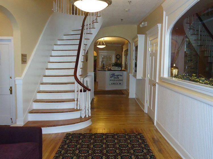 Hotel Thayers Inn 