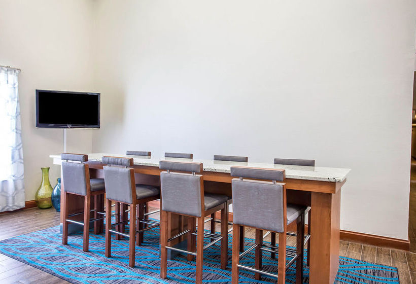 Hotel Comfort Inn & Suites Walterboro  | Walterboro | South Carolina | United States 17