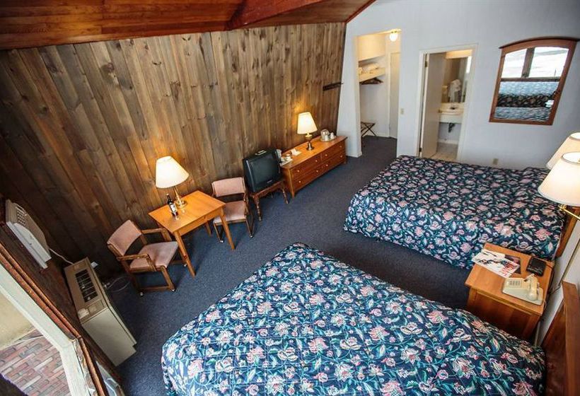 Town & Country Resort  | Stowe | Vermont | United States 10