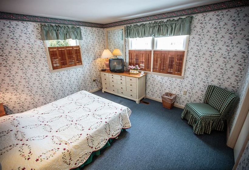 Town & Country Resort  | Stowe | Vermont | United States 18