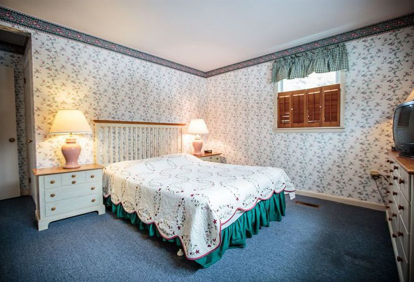 Town & Country Resort  | Stowe | Vermont | United States 20