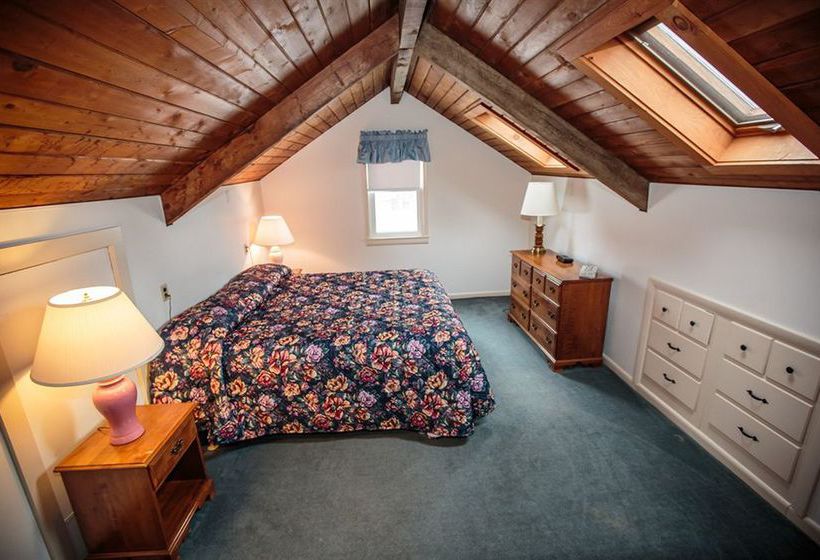 Town & Country Resort  | Stowe | Vermont | United States 9