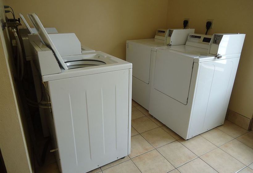 Suburban Extended Stay Hotel Downtown Lincoln  | Lincoln | Nebraska | United States 17