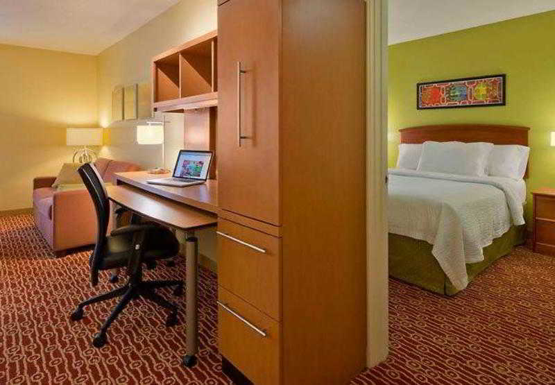 TownePlace Suites Findlay  | Findlay | Ohio | United States 13