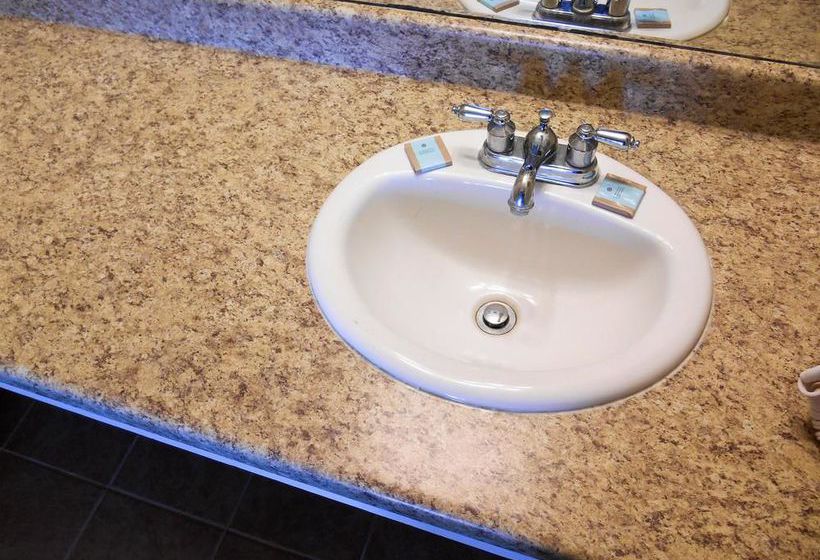 Hotel Travelodge Midland TX  | Midland | Texas | United States 20