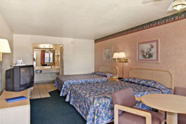 Hotel Travelodge Suites Phoenix Mesa  | Mesa | Arizona | United States 4