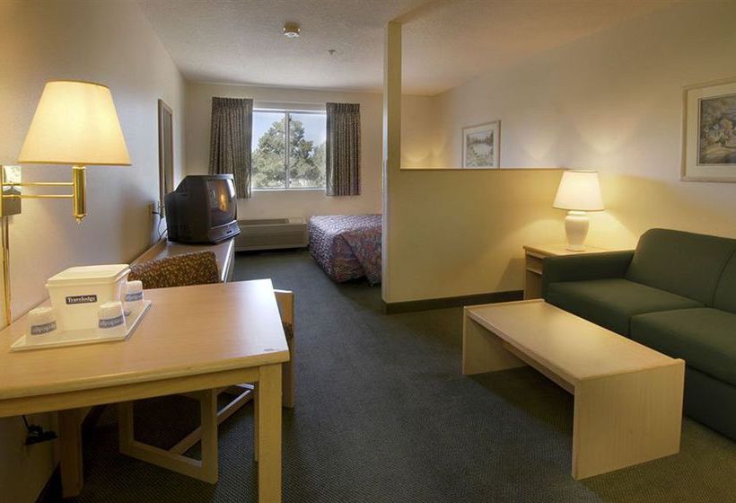 Hotel Briarwood Suites Portland