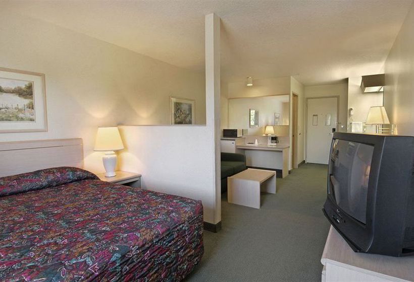 Hotel Briarwood Suites  | Portland | Oregon | United States 1