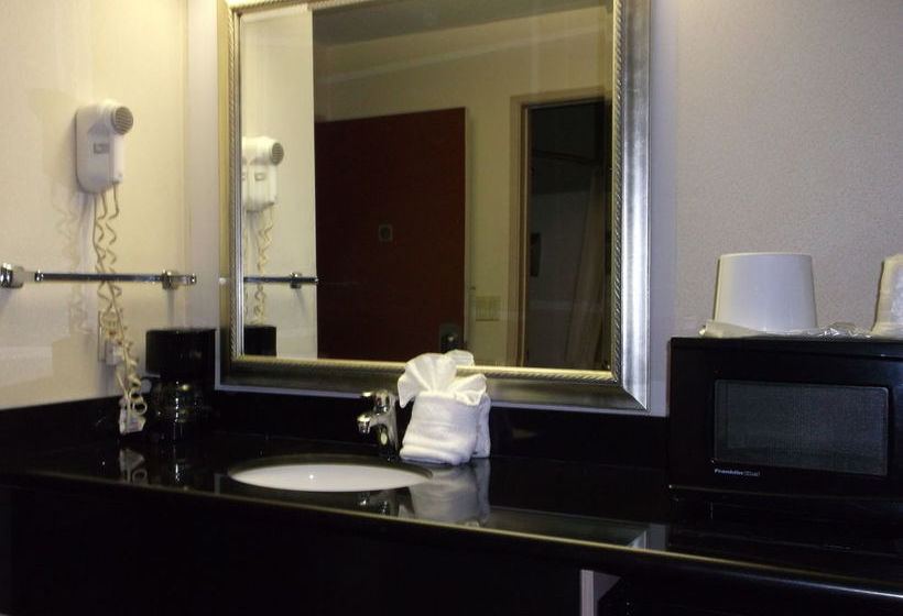 Hotel Briarwood Suites  | Portland | Oregon | United States 19