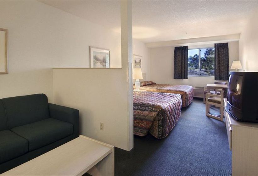 Hotel Briarwood Suites  | Portland | Oregon | United States 3