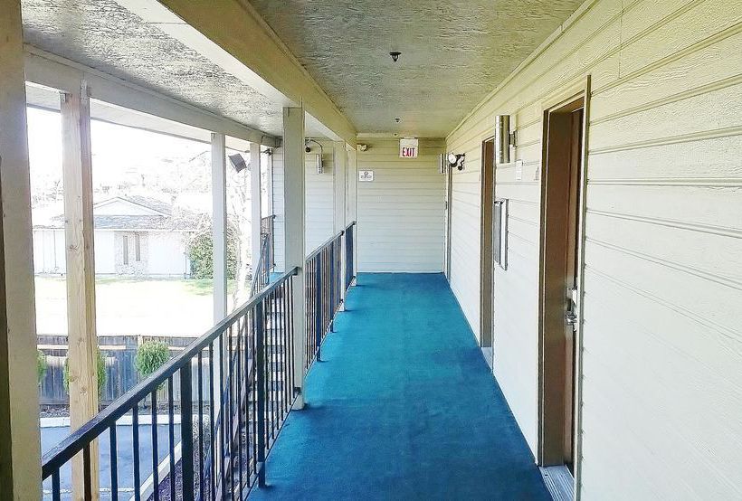 Hotel Briarwood Suites  | Portland | Oregon | United States 9