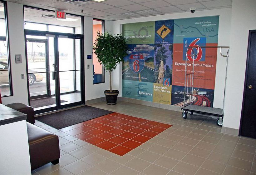 Hotel Camelot Inn & Suites  | York | Nebraska | United States 5