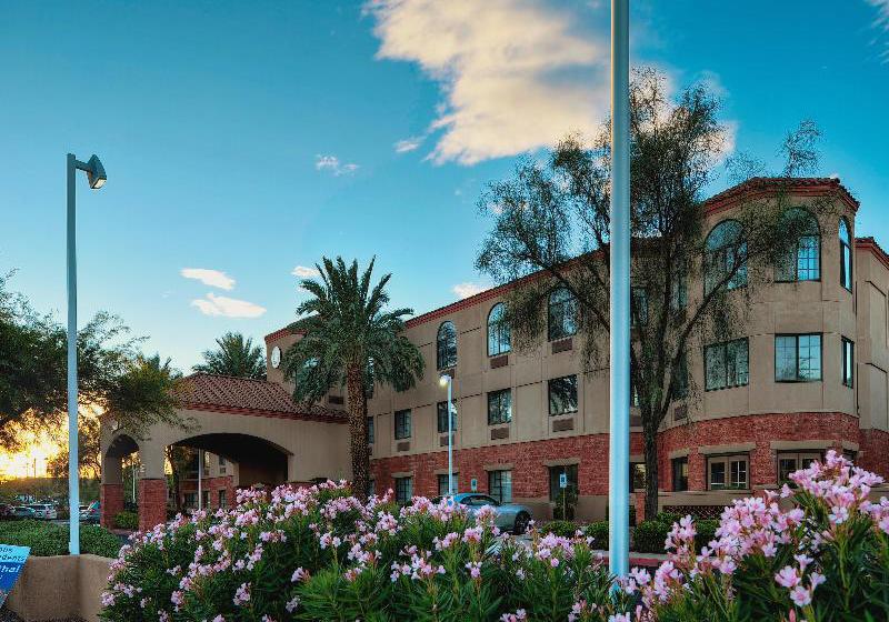Varsity Clubs of America Suites Hotel  | Tucson | Arizona | United States 20