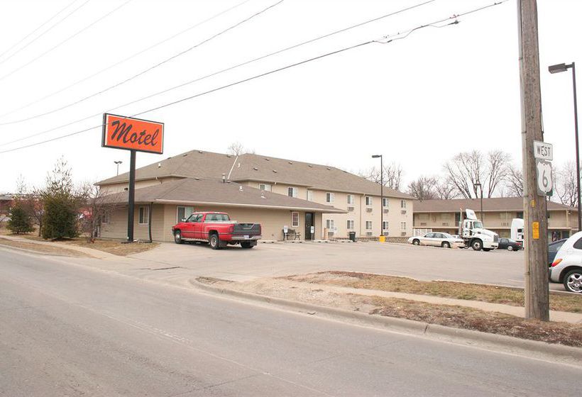 Village Inn Motel 