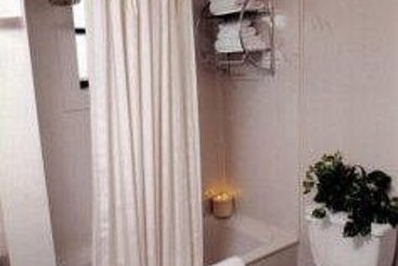 Hotel Vineyard Court Executive Suites  | College Station | Texas | United States 16