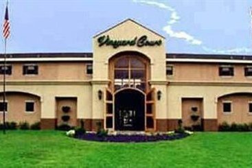 Hotel Vineyard Court Executive Suites  | College Station | Texas | United States 18