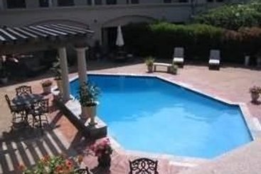 Hotel Vineyard Court Executive Suites  | College Station | Texas | United States 20