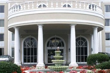 Hotel Cedar Tree Inn & Suites Chesapeake