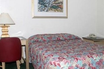 Hotel Cedar Tree Inn & Suites  | Chesapeake | Virginia | United States 3