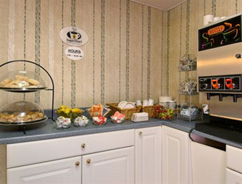 Hotel Super 8 West Haven 