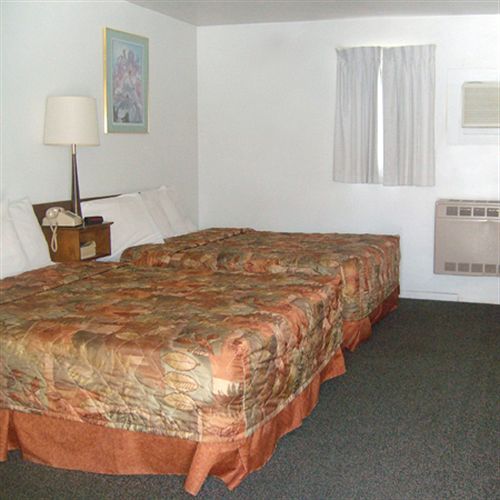 Western Ranchester Motel 