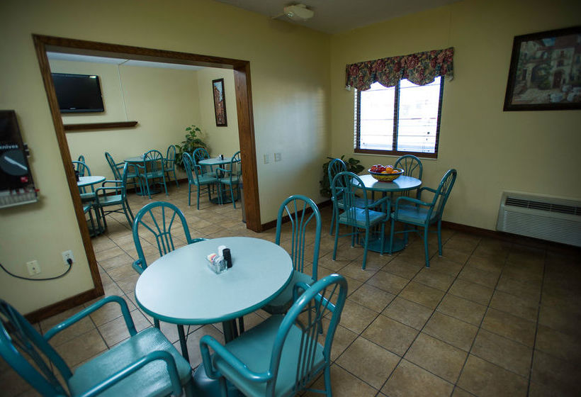 Hotel Wichita Inn North  | Wichita | Kansas | United States 4