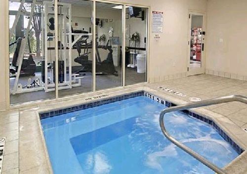 Hotel Wingate by Wyndham Arlington  | Arlington | Texas | United States 1