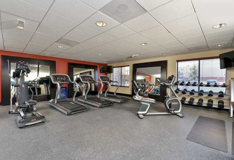 Hotel Wingate by Wyndham Auburn Hills 