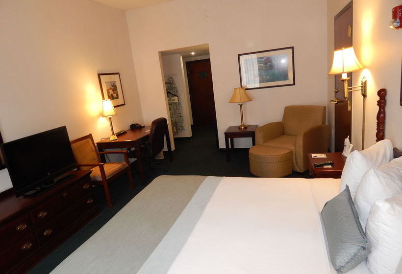 Hotel Wingate By Wyndham Atlanta - Duluth  | Duluth | Georgia | United States 14
