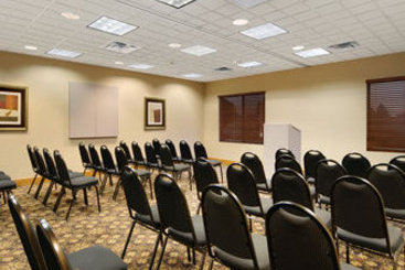 Hotel Wingate By Wyndham Dfw North  | Irving | Texas | United States 7