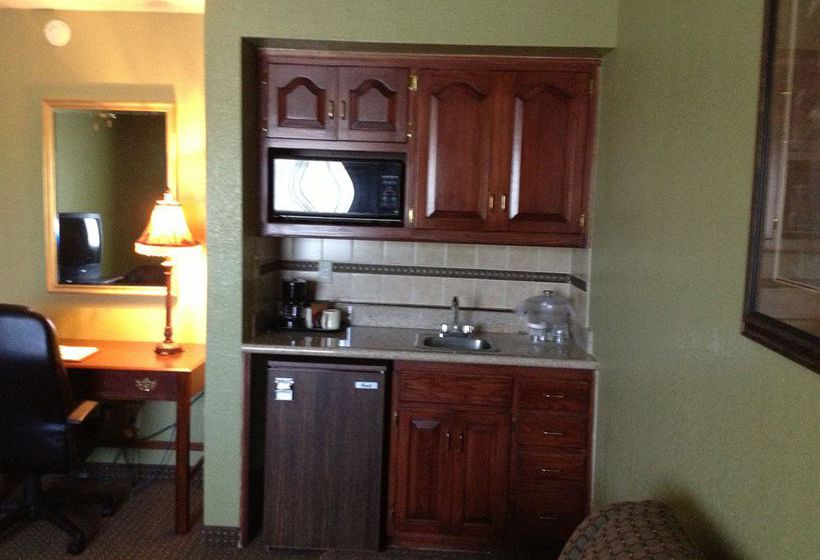 Hotel Clarion Kansas City Airport  | Kansas City | Missouri | United States 9