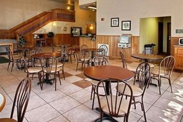Hotel Econo Lodge Inn & Suites Green Bay  | Green Bay | Wisconsin | United States 6